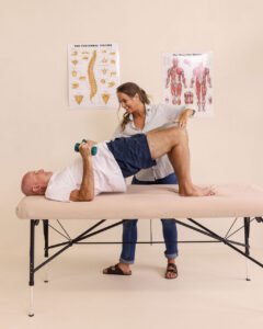 Vestibular physiotherapy at home – Alix Carpenter treating a Sunshine Coast senior for balance and dizziness issues.